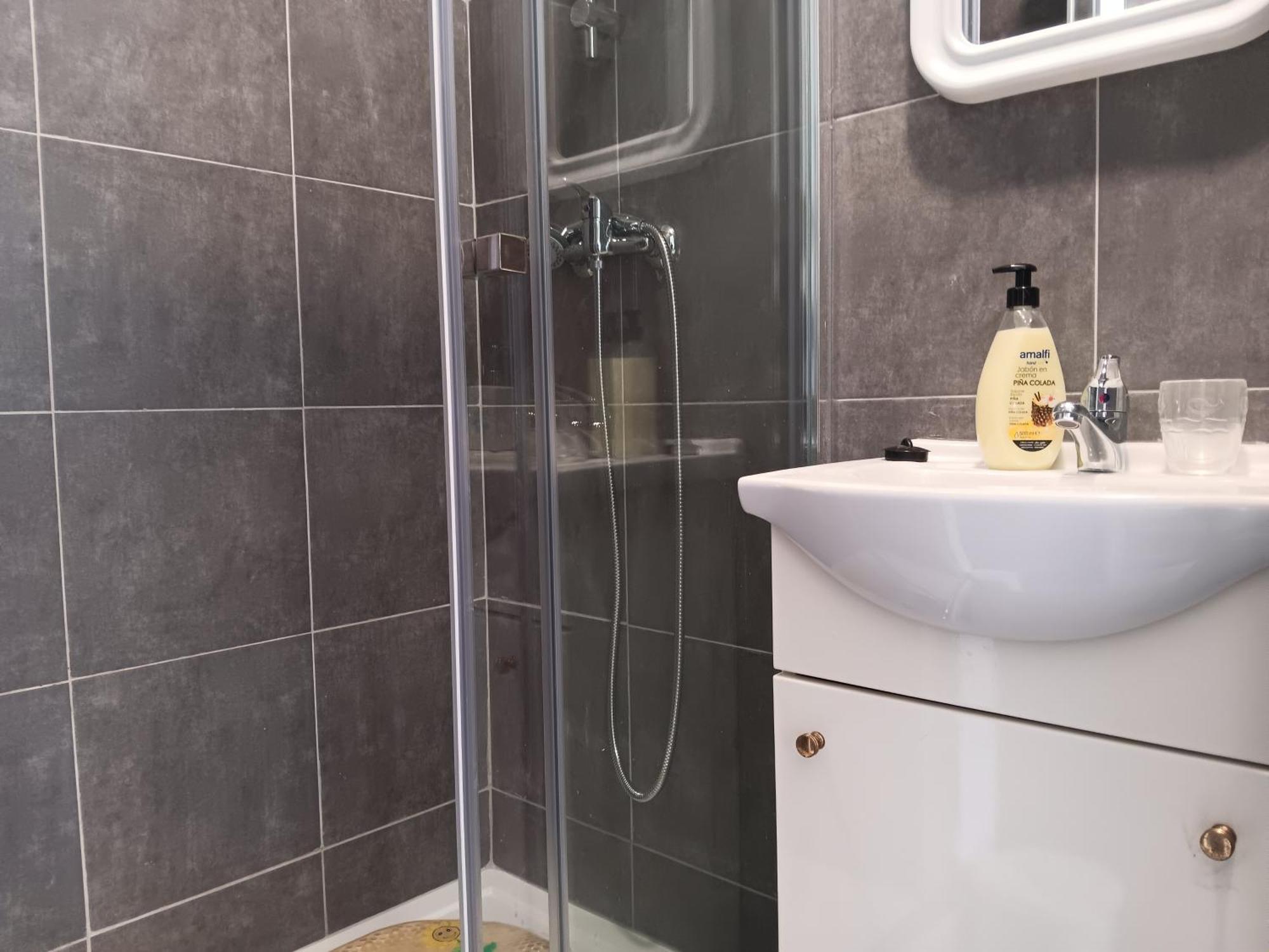 Milena 1 Homestay Lisbon